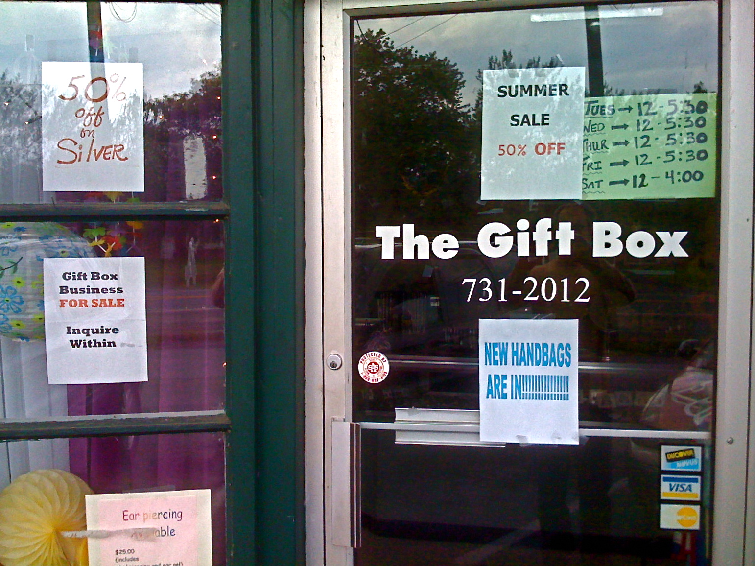 exterior retail signs exterior retail signs