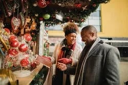 Outdoor holiday shopping