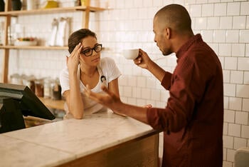 Resolve Retail Customer Complaints in 4 Easy Steps