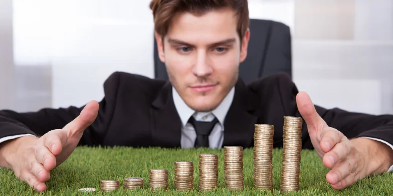 Figuring the Lifetime Value of Your Retail Customers